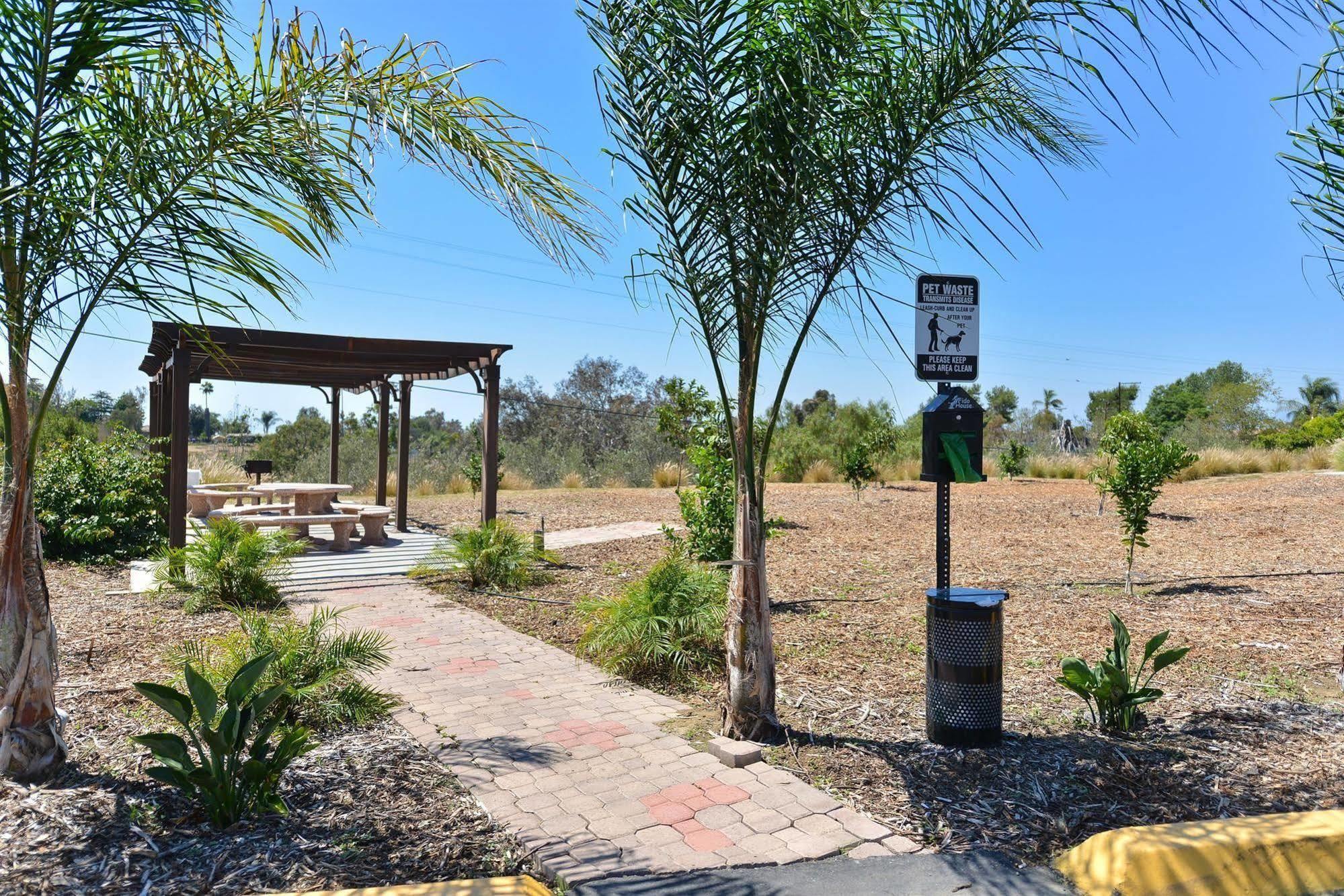 Motel 6-Vista, Ca Dış mekan fotoğraf