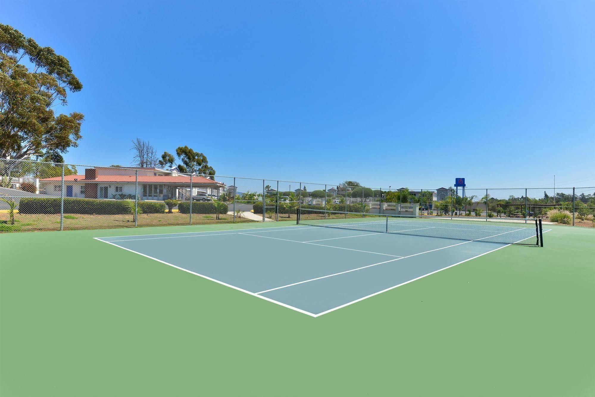 Motel 6-Vista, Ca Dış mekan fotoğraf