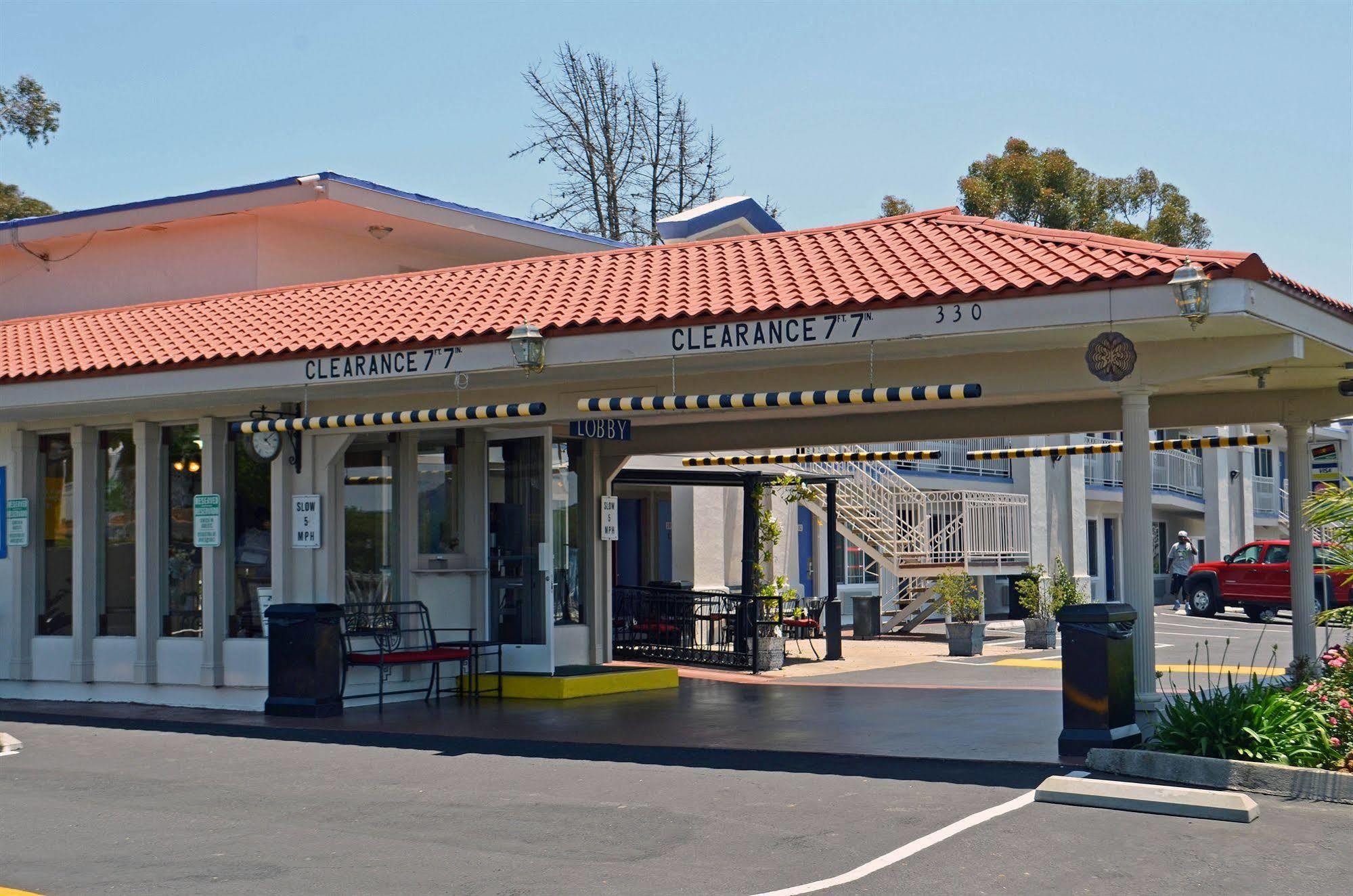 Motel 6-Vista, Ca Dış mekan fotoğraf